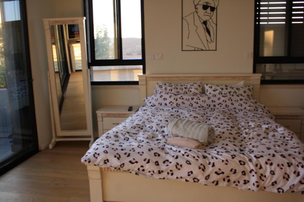 Villa נס הבריאה Midreshet Ben Gurion Esterno foto