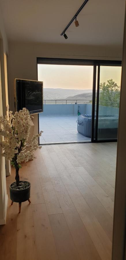 Villa נס הבריאה Midreshet Ben Gurion Esterno foto